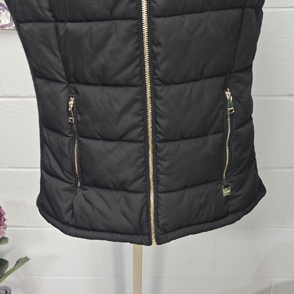 Calvin Klein Black Vest with Gold Accents - Picture 4 of 10